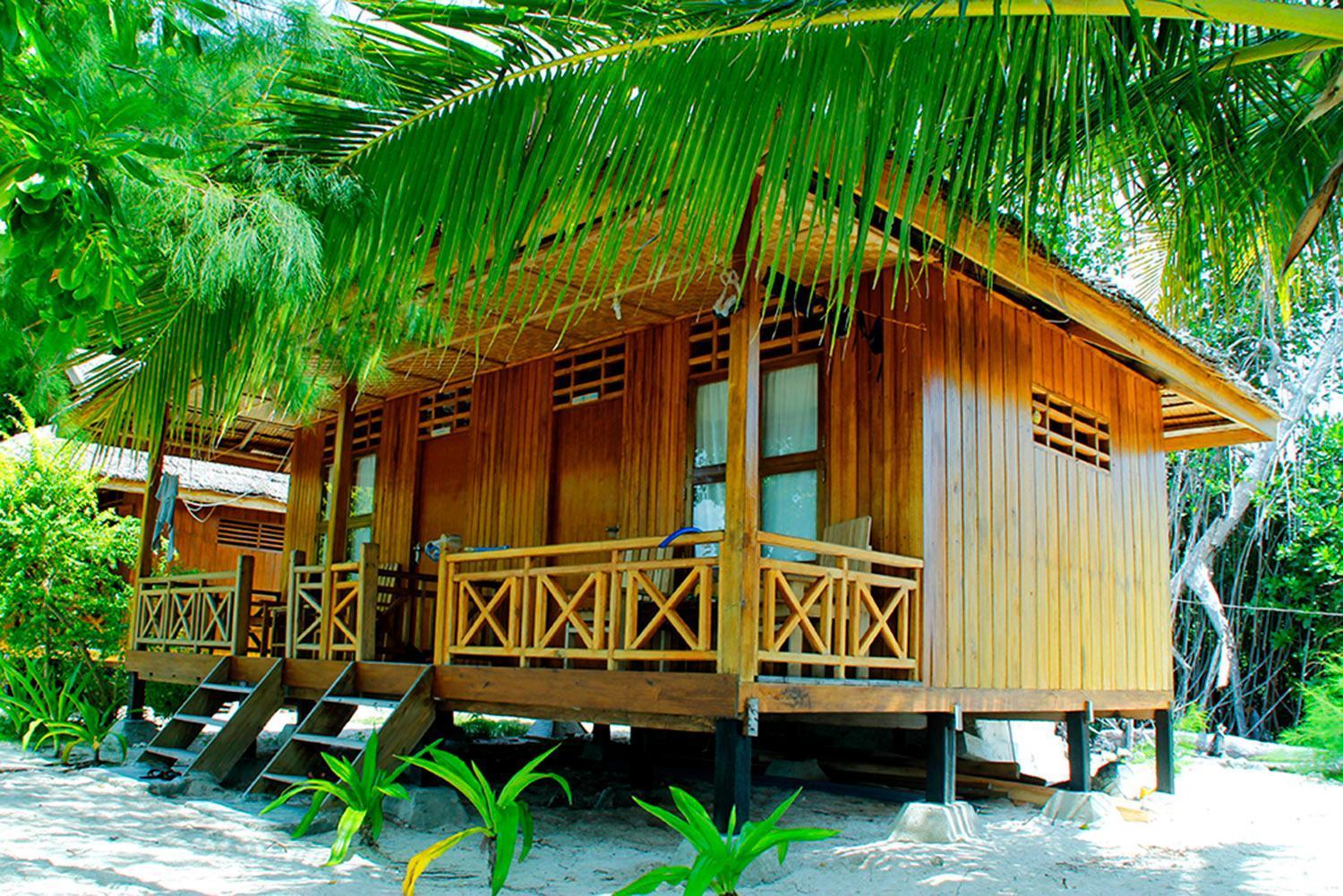 Bolilanga Island Resort - Togean Island Angkayo Extérieur photo