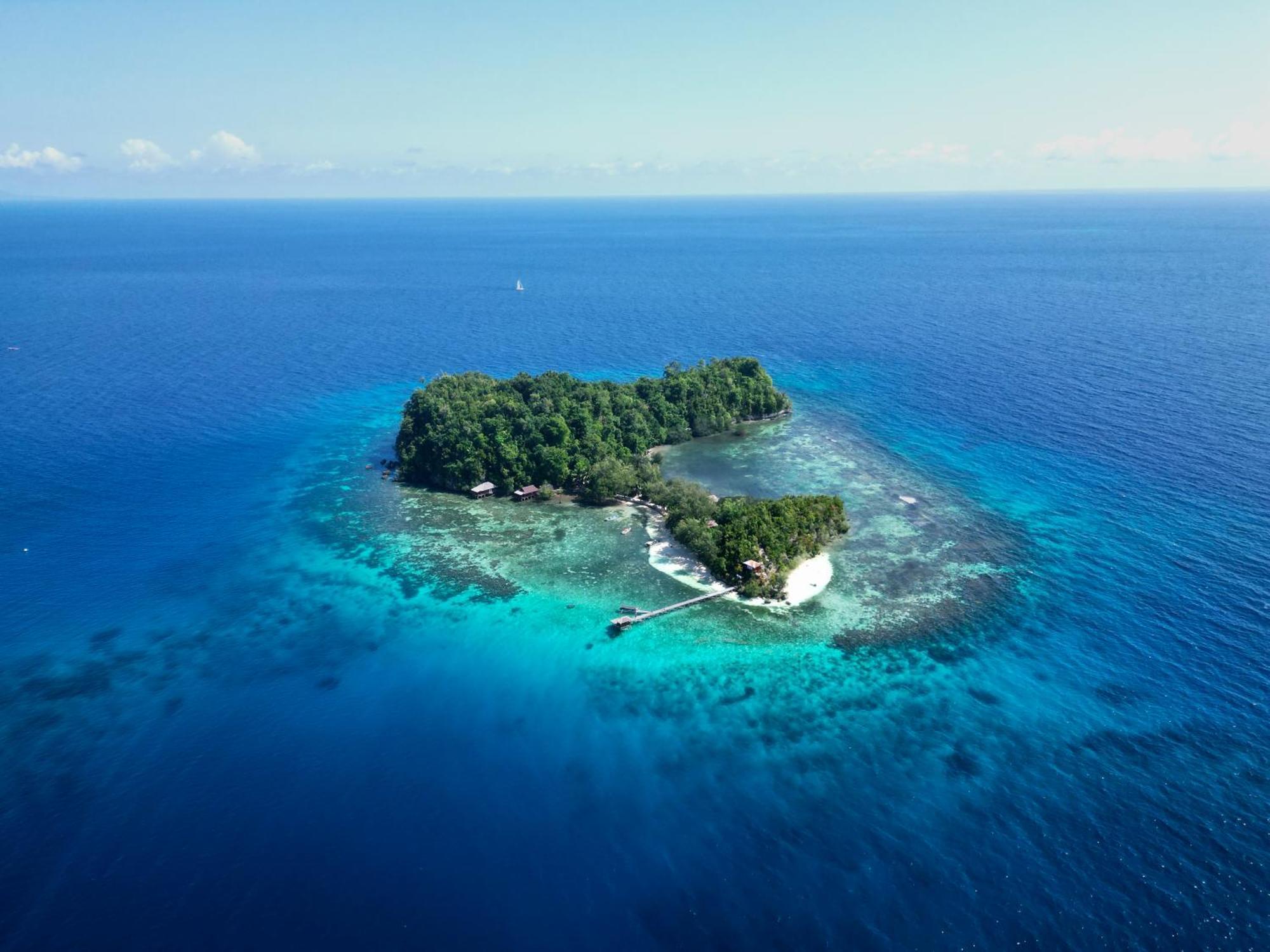 Bolilanga Island Resort - Togean Island Angkayo Extérieur photo