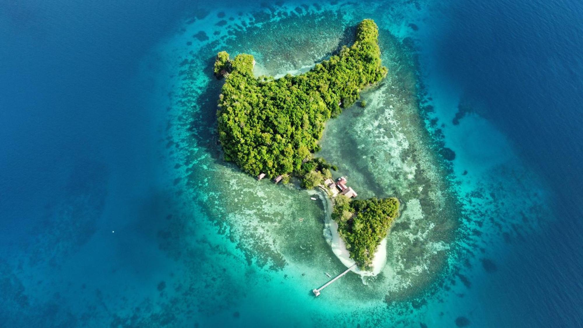 Bolilanga Island Resort - Togean Island Angkayo Extérieur photo